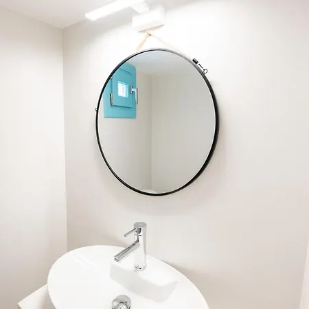 Apartment Silver Lining *